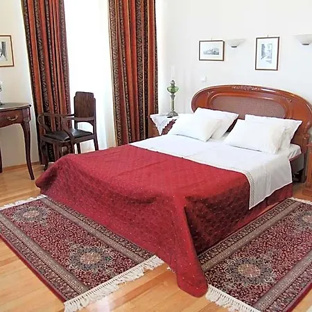 Hotel Panellinion