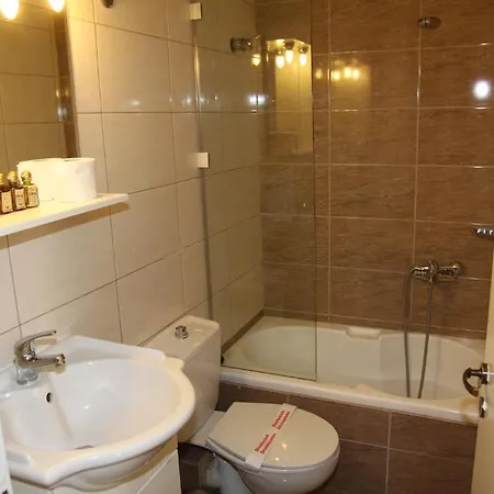 Panellinion Hotel 2*